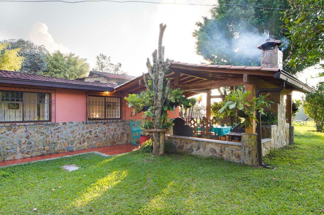 GuatapéLa Casa De Piedra别墅 外观 照片