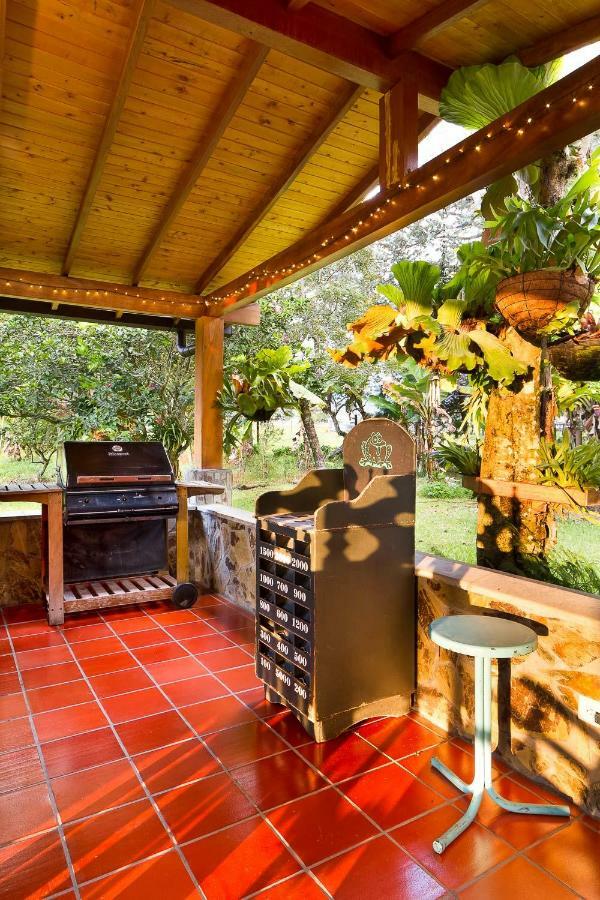 GuatapéLa Casa De Piedra别墅 外观 照片