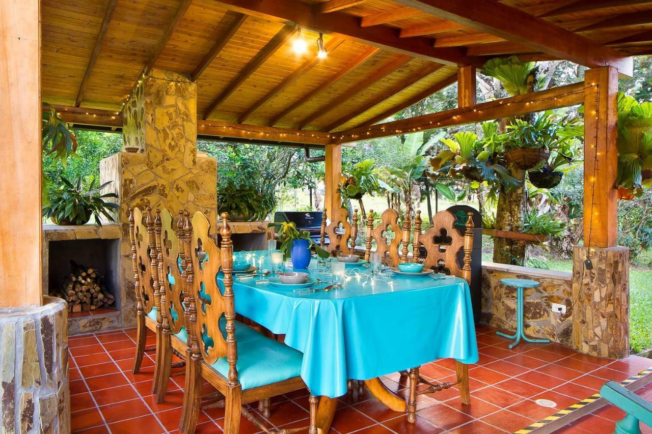 GuatapéLa Casa De Piedra别墅 外观 照片